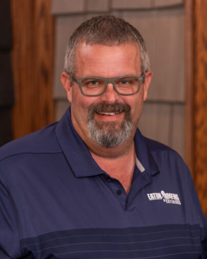 Travis Roberts